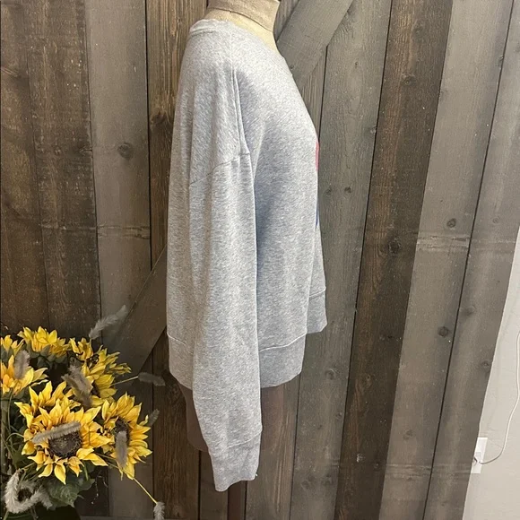 Evereve Gray Heart Graphic Sweatshirt Pima Cotton Crewneck Pullover M - Picture 6 of 10